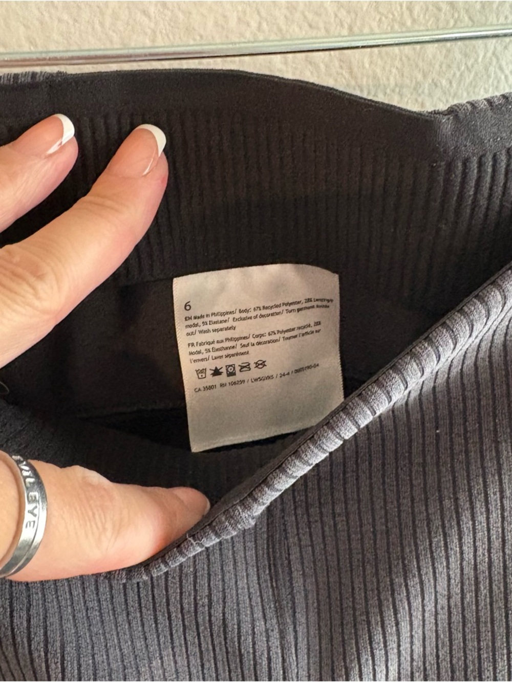 Lululemon Black Charcoal Ribbed Softstreme Flared Pant - Picture 5 of 10